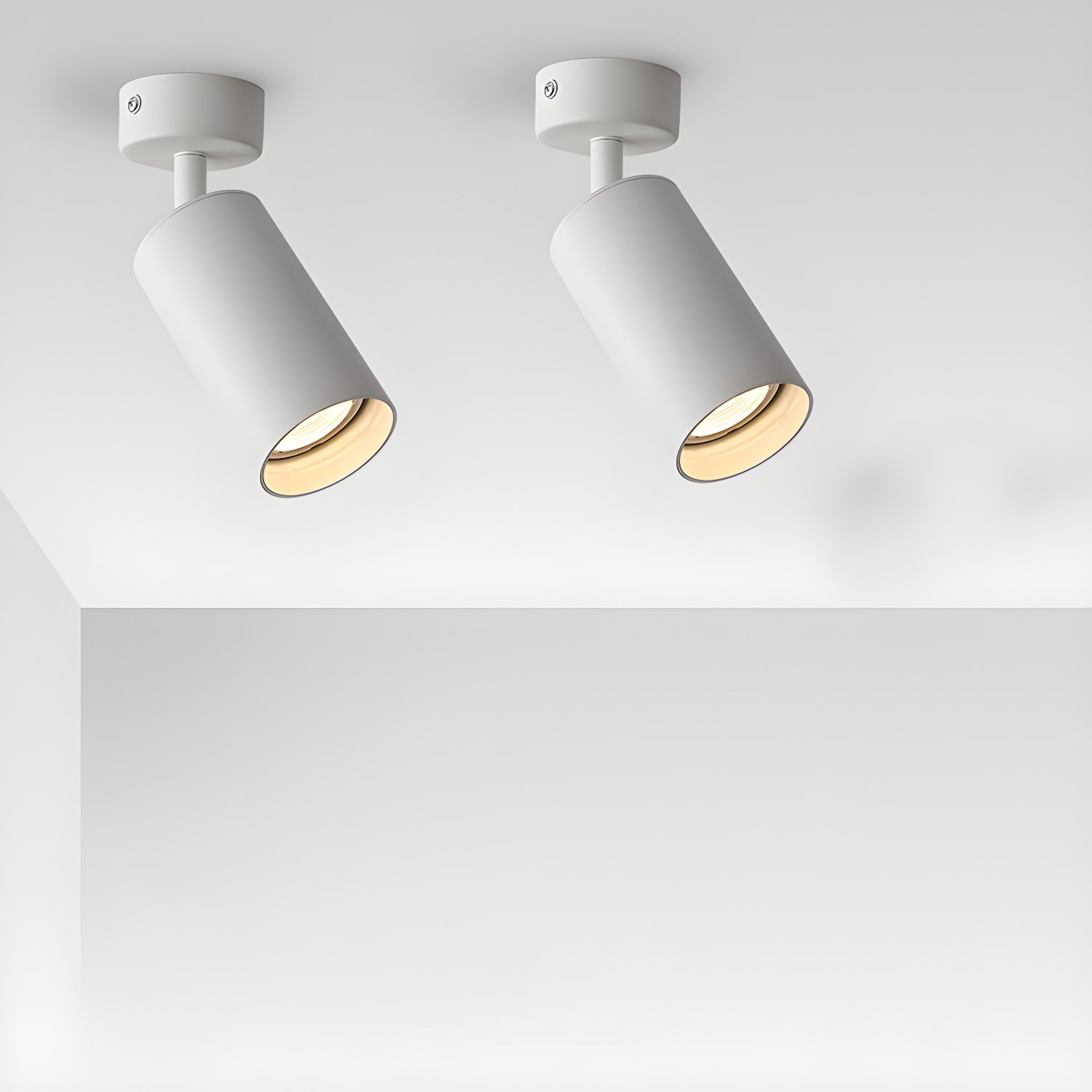 Arlo Accent Spotlight by FIFTH & BEAM — product view 9