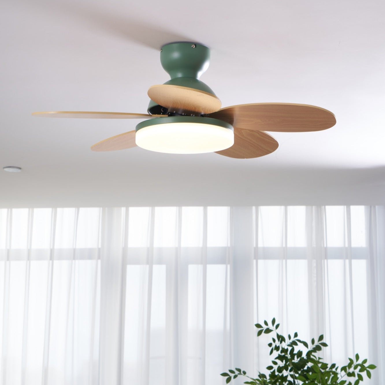 Petalo Ceiling Fan Light by FIFTH & BEAM — product view 5
