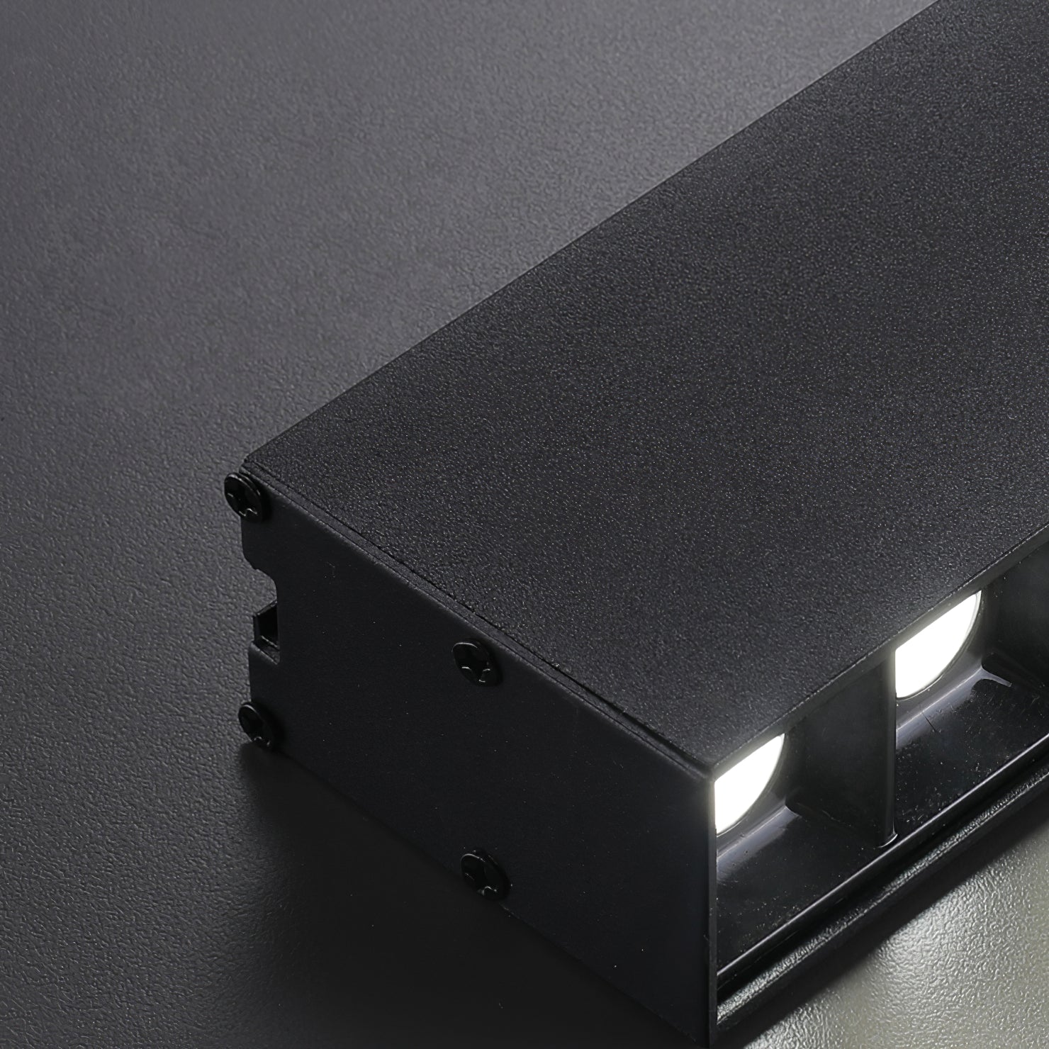 Magnetic Floating Light by FIFTH & BEAM — product view 28