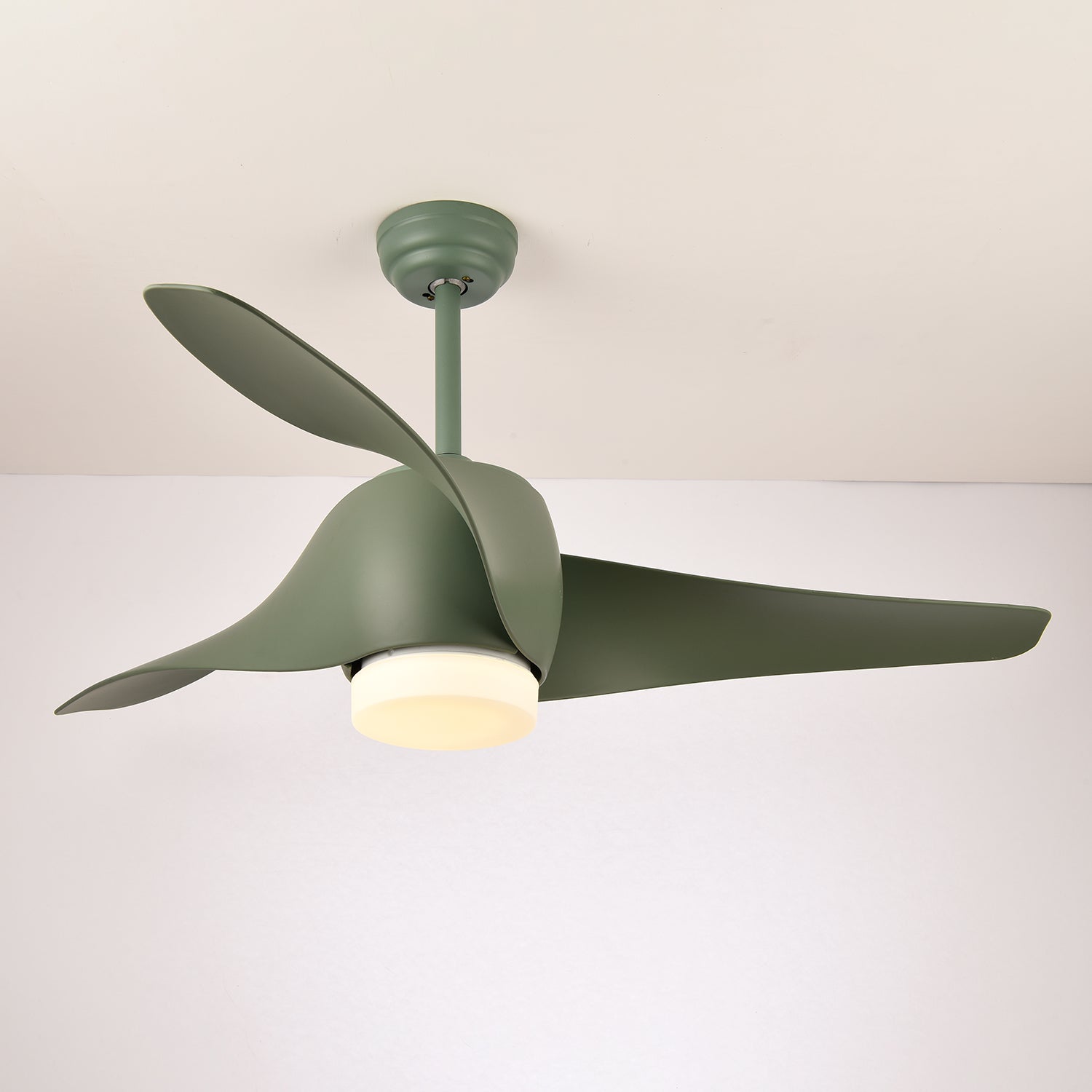 Verdantia Aero Ceiling Fan Light by FIFTH & BEAM — product view 5